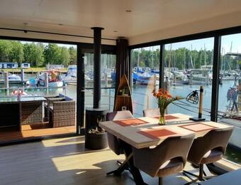 Usedom Hausboot - Floating Houses - Hausboot Ostsee