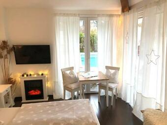 Apartment Tinyhouse Mit Pool, Outdoor Whirlpool Und Garten