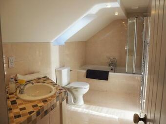 Tigh Mhaidhc Shea�n Mhicil