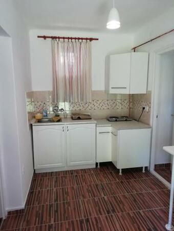 B�rzs�ny Aranya Vend�gh�z