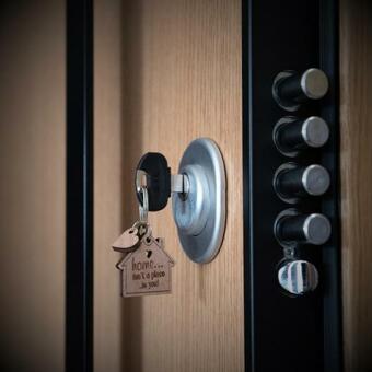 Luxury Autonomous Ground Floor Apartment