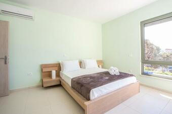 Eden Pink Orchid - Luxurious Apartment With Sea View