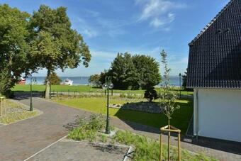 Apartamento St�rtebeker Appartements - "blaues Haus"