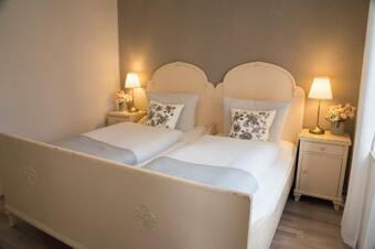 Apartamento Urlaubsfreude Biedermann Haus Blumengl�ck - Rose