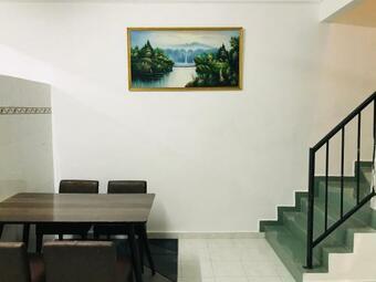 Alyn Homestay Uthm Parit Raja