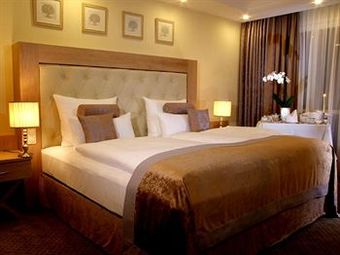 Maximilian Quellness Und Golfhotel