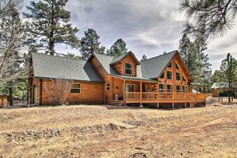 Spacious Overgaard Cabin Retreat With Game Room