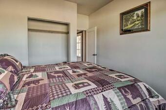 Quaint Show Low Home With Balcony And Lake Views!