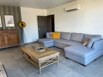 G�te De La Chapelle