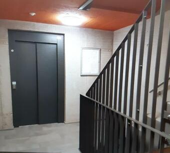 Modernes Apartment Mit Gro�en Balkon F�r Sie Allein