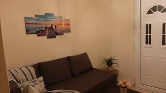 Seaside Kaki Thalassa