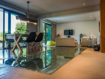 Saltyvilla With Amazing View