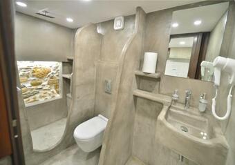 Villa Cave Luxury House