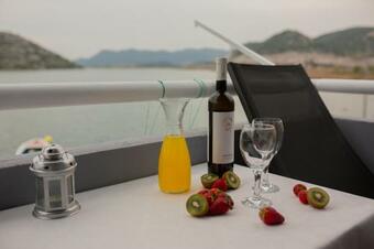 Apartmani Sunset Rogotin