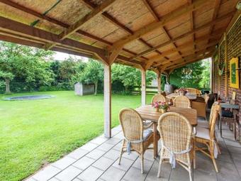 Holiday Home De Hofstay Broekhuizenvorst
