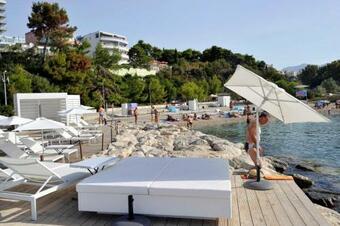 Hostal Quadruple Room Trilj 14609g