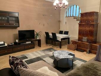 Apartamento Bakonyi Mamutfeny? Vend�gh�z