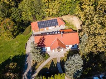 Hostal Haracsi Vend�gh�z