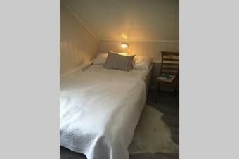 Apartamento Vestv�g�y Lofoten. Hytte/hus P� Li.