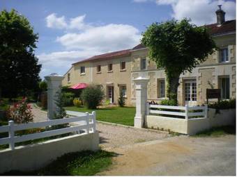 Hostal Domaine Des Tilleuls