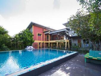 Hotel Nongbua Garden Ville