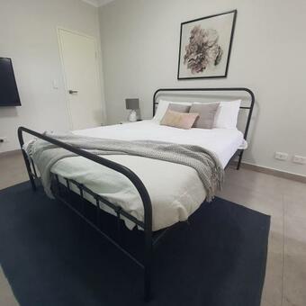 Apartamento Kozyguru Penrith 2 Bed Apt In Prime Location + Free Parking -1 Npe018-1