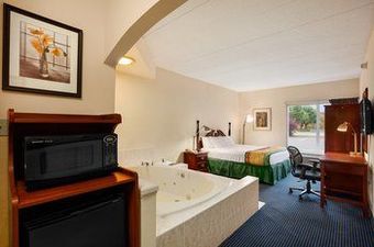 Hotel Baymont Inn And Suites Warrenton