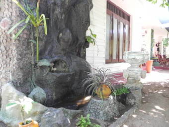 Hostal Rock Cascade Home Stay