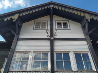 Hostal Alban Berg Villa