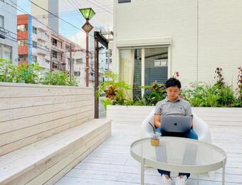 En- Hostel & Caf� Bar