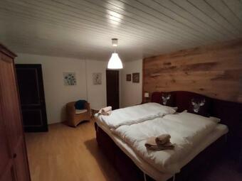 Neu Renoviertes Ferienhaus Ahornli Im M�lltal