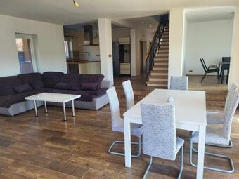 Villa Vila Nad Lipt�lem S Krbem - Rezervace Jednoho Pokoje Zahrnuje Cel� Objekt