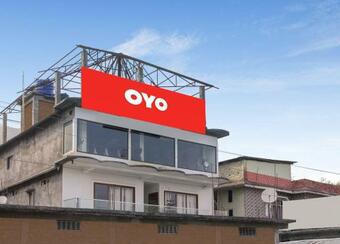 Hotel Oyo 87954 Borluit Lodge