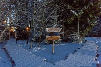Domaine De L'authentique Cabanes Dans Les Arbres