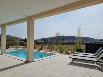 Goudargues Villa Toute �quip�e, 300m Du Centre.