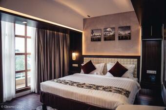 Grand River View Hotel