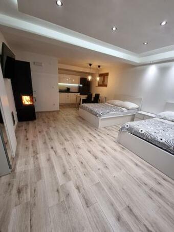 Apartament Z Kominkiem Nad Jeziorem Czorszty?skim