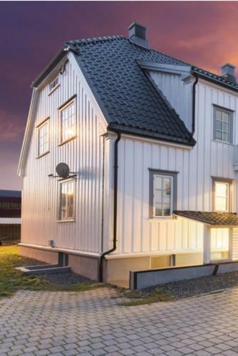 Hostal Apartment Kj�lnes