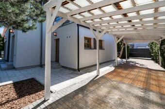 Serenity Prague Villa With Garden Jacuzzi