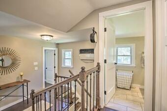 Stylish Pine Plains Home Near Parks And Hiking!