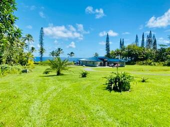 Wild Blue Water - Sunrise Suite