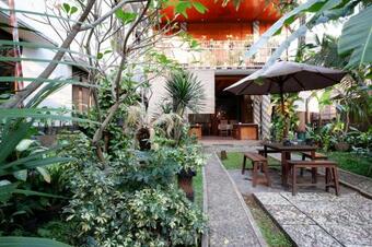 Hostal Reddoorz Syariah Near Menara Kudus