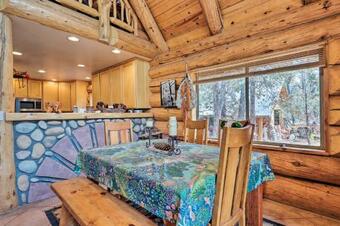 Lakeside Log Cabin Hike And Fish In White Mountains