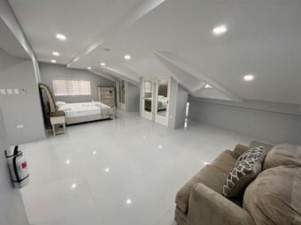 Glencoe Townhome With Loft Jacuzzi And Pool