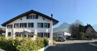 Bed & Breakfast Roof Glamping