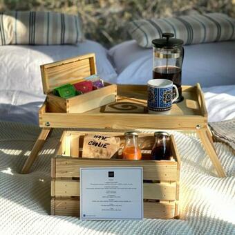 Twofingers Posed V�?ka