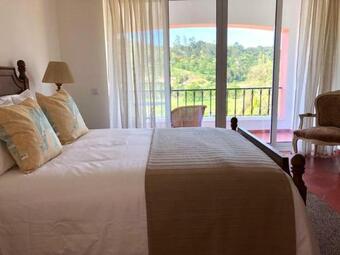 Villa Quinta Encantadora Com Piscina E Espa�os Verdes
