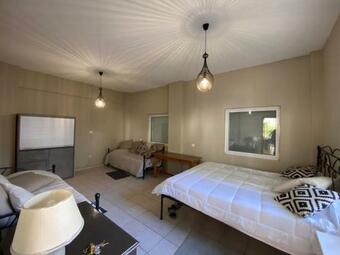 Spacious Flat With Private Garden