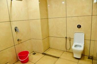 Hotel Aura Residency