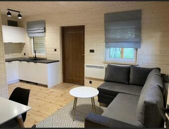 Domek Letniskowy W Malowniczej Okolicy.